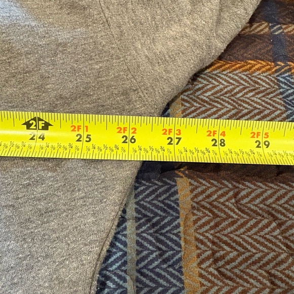 Crown & Ivy Gray pastel Elephant Graphic Sweatshirt vintage 90’s - Picture 7 of 11